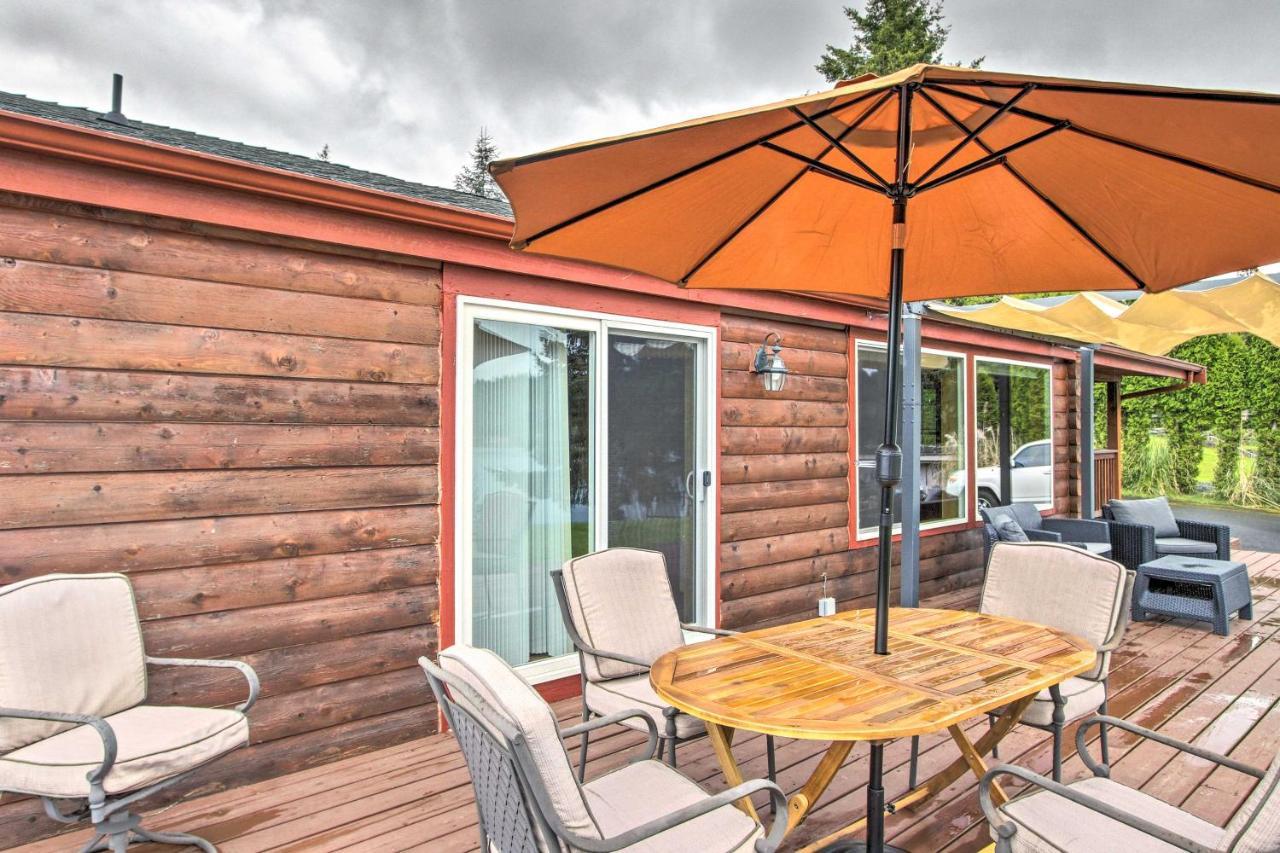 Lakefront Cabin With Stunning Mountain Views And Dock! Mineral Exteriör bild